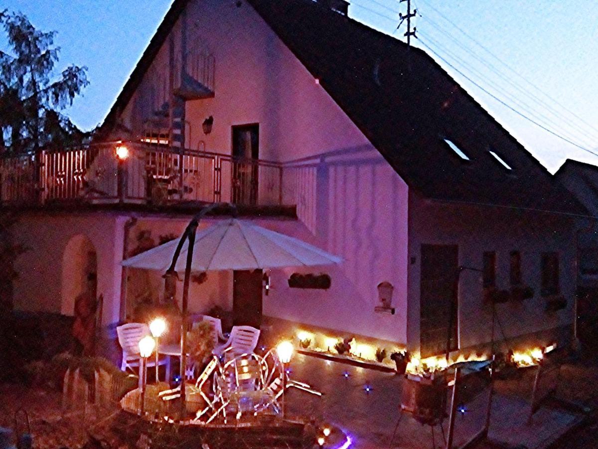 Ferienhaus Wasgaublick Apartment Bundenthal Exterior photo